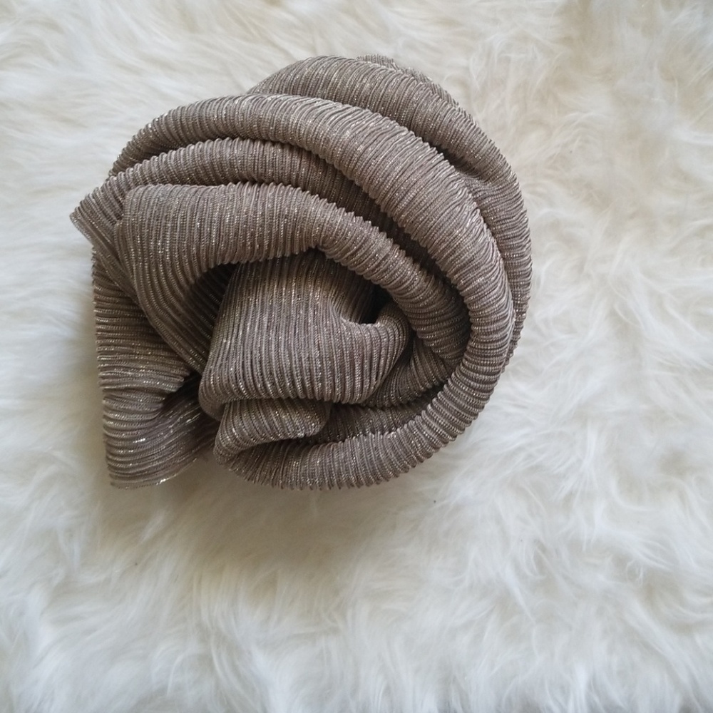 Shimmir scarf